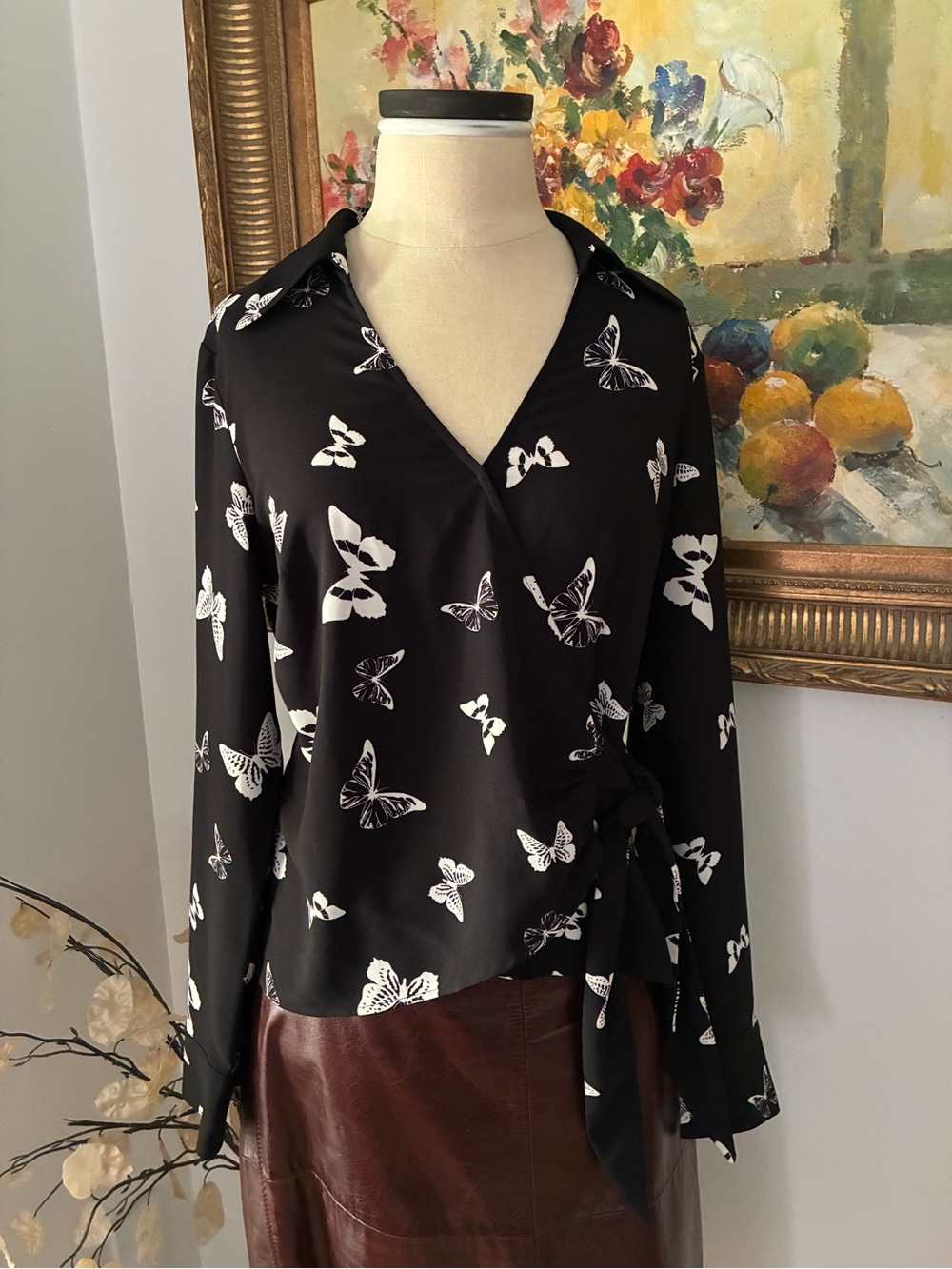 Whimsical Butterfly Print Faux Wrap Blouse Rachel Zoe Size Medium